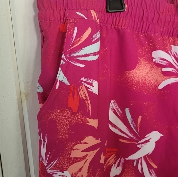 Columbia Omni Shade UPF Printed Elastic Waist Short - Picture 2 of 9